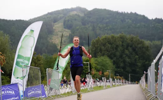 Jest zwycięzca Biegu 7 Dolin na 100 km! Dotarł do mety ze świetnym czasem [WIDEO] - 56